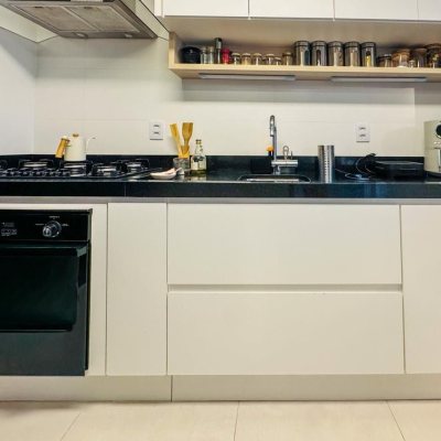 Casa em Condomínio com 96m², 3 quartos, 1 suíte, 1 garagem, no bairro Morro Das Pedras em Florianópolis