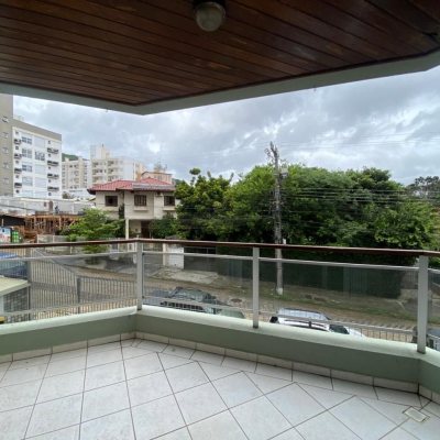 Apartamentos com 82m², 2 quartos, 1 suíte, 1 garagem, no bairro Pantanal em Florianópolis
