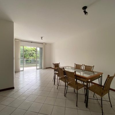 Apartamentos com 82m², 2 quartos, 1 suíte, 1 garagem, no bairro Pantanal em Florianópolis