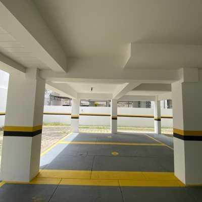 Apartamentos com 82m², 2 quartos, 1 suíte, 1 garagem, no bairro Pantanal em Florianópolis