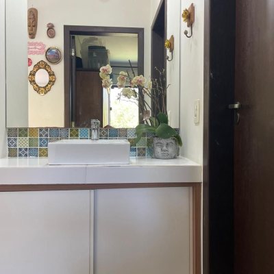 Casa em Condomínio com 225m², 5 quartos, 3 garagens, no bairro Campeche em Florianópolis