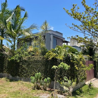 Casa em Condomínio com 225m², 5 quartos, 3 garagens, no bairro Campeche em Florianópolis