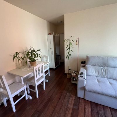 Apartamentos com 42m², 1 quarto, no bairro Agronômica em Florianópolis