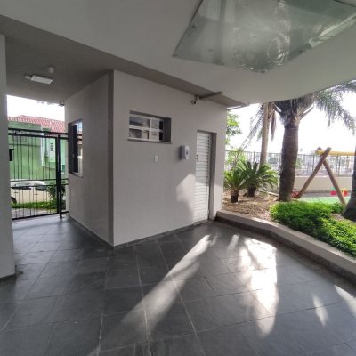 Apartamentos com 100m², 3 quartos, 1 suíte, 1 garagem, no bairro Capoeiras em Florianópolis