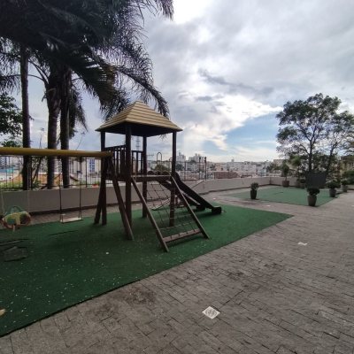 Apartamentos com 100m², 3 quartos, 1 suíte, 1 garagem, no bairro Capoeiras em Florianópolis