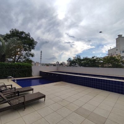 Apartamentos com 100m², 3 quartos, 1 suíte, 1 garagem, no bairro Capoeiras em Florianópolis