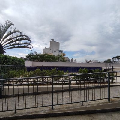 Apartamentos com 100m², 3 quartos, 1 suíte, 1 garagem, no bairro Capoeiras em Florianópolis