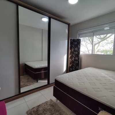 Apartamentos com 100m², 3 quartos, 1 suíte, 1 garagem, no bairro Capoeiras em Florianópolis