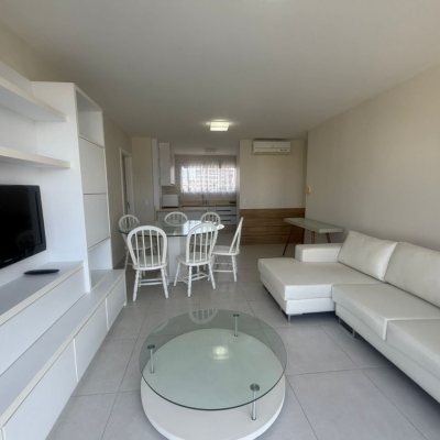 Apartamentos com 78m², 3 quartos, 1 suíte, 1 garagem, no bairro Centro em Florianópolis