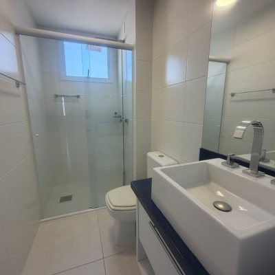Apartamentos com 78m², 3 quartos, 1 suíte, 1 garagem, no bairro Centro em Florianópolis