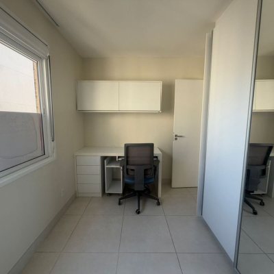 Apartamentos com 78m², 3 quartos, 1 suíte, 1 garagem, no bairro Centro em Florianópolis