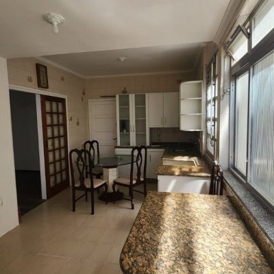 Apartamentos com 117m², 2 quartos, 1 suíte, no bairro Centro em Florianópolis