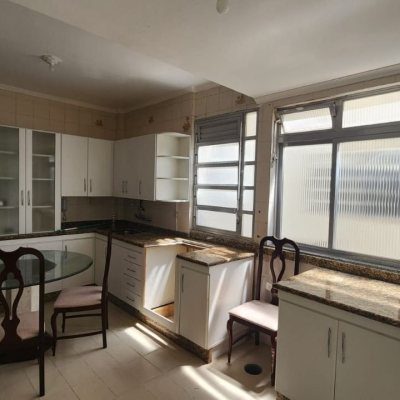 Apartamentos com 117m², 2 quartos, 1 suíte, no bairro Centro em Florianópolis