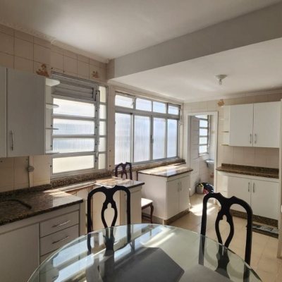 Apartamentos com 117m², 2 quartos, 1 suíte, no bairro Centro em Florianópolis