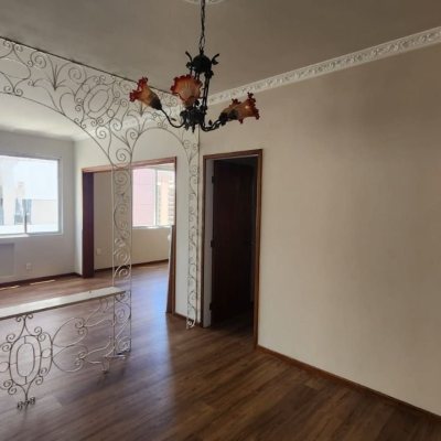 Apartamentos com 117m², 2 quartos, 1 suíte, no bairro Centro em Florianópolis