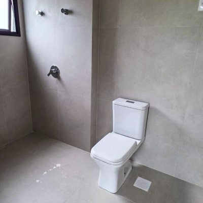 Sobrado Residencial com 200m², 4 quartos (sendo 4 suítes), 3 garagens, no bairro Ingleses do Rio Vermelho em Florianópolis