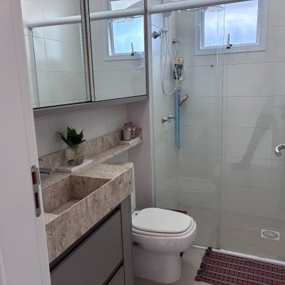 Apartamentos com 49m², 1 quarto, 1 garagem, no bairro Centro em Florianópolis