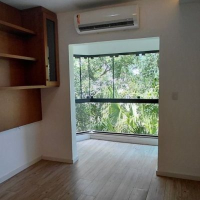 Apartamentos com 100m², 2 quartos, 1 suíte, 1 garagem, no bairro Itacorubi em Florianópolis