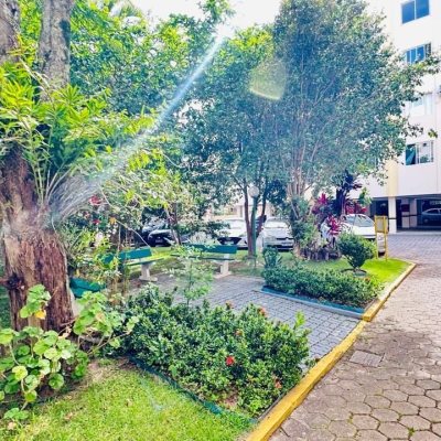 Apartamentos com 96m², 3 quartos, 1 suíte, 1 garagem, no bairro Trindade em Florianópolis