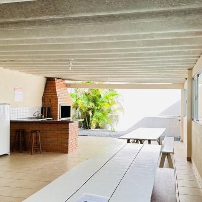Apartamentos com 96m², 3 quartos, 1 suíte, 1 garagem, no bairro Trindade em Florianópolis