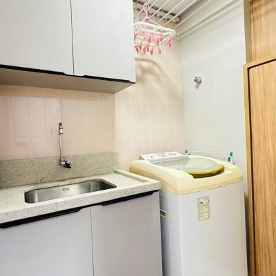 Apartamentos com 96m², 3 quartos, 1 suíte, 1 garagem, no bairro Trindade em Florianópolis
