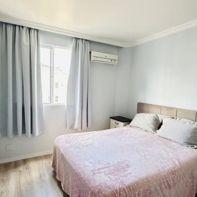 Apartamentos com 96m², 3 quartos, 1 suíte, 1 garagem, no bairro Trindade em Florianópolis