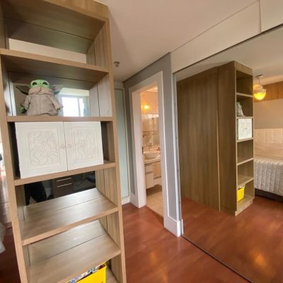 Cobertura com 501m², 4 quartos, 3 suítes, 3 garagens, no bairro Pantanal em Florianópolis