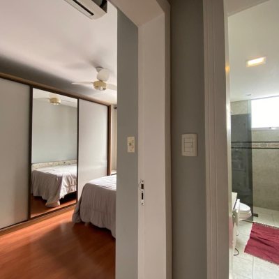 Cobertura com 501m², 4 quartos, 3 suítes, 3 garagens, no bairro Pantanal em Florianópolis