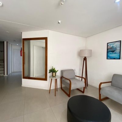 Cobertura com 501m², 4 quartos, 3 suítes, 3 garagens, no bairro Pantanal em Florianópolis