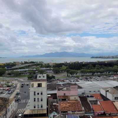 Apartamentos com 58m², 2 quartos, no bairro Centro em Florianópolis