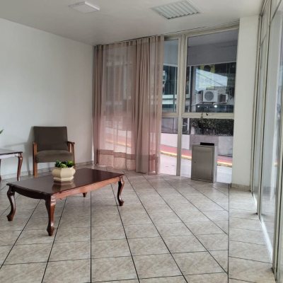 Apartamentos com 58m², 2 quartos, no bairro Centro em Florianópolis