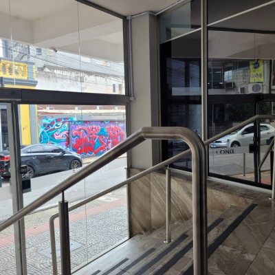 Apartamentos com 58m², 2 quartos, no bairro Centro em Florianópolis