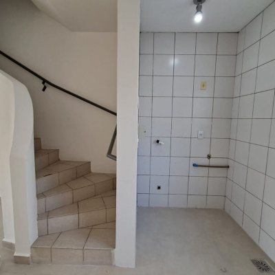 Casa em Condomínio com 60m², 2 quartos, 1 garagem, no bairro Ingleses em Florianópolis