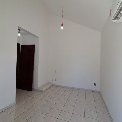Casa em Condomínio com 60m², 2 quartos, 1 garagem, no bairro Ingleses em Florianópolis