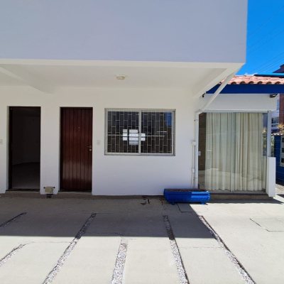 Casa em Condomínio com 60m², 2 quartos, 1 garagem, no bairro Ingleses em Florianópolis