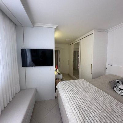 Apartamentos com 114m², 3 quartos, 1 suíte, 2 garagens, no bairro Coqueiros em Florianópolis