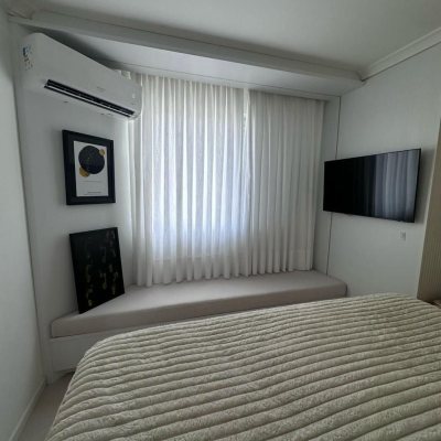 Apartamentos com 114m², 3 quartos, 1 suíte, 2 garagens, no bairro Coqueiros em Florianópolis