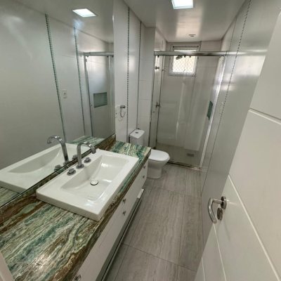 Apartamentos com 117m², 4 quartos, 1 suíte, 1 garagem, no bairro Itacorubi em Florianópolis