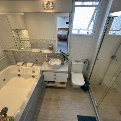 Apartamentos com 117m², 4 quartos, 1 suíte, 1 garagem, no bairro Itacorubi em Florianópolis