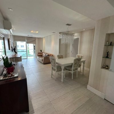 Apartamentos com 117m², 4 quartos, 1 suíte, 1 garagem, no bairro Itacorubi em Florianópolis