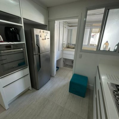 Apartamentos com 117m², 4 quartos, 1 suíte, 1 garagem, no bairro Itacorubi em Florianópolis
