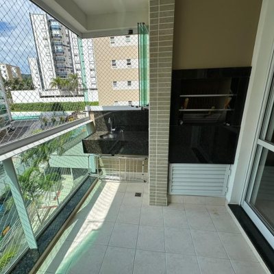 Apartamentos com 117m², 4 quartos, 1 suíte, 1 garagem, no bairro Itacorubi em Florianópolis