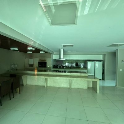 Apartamentos com 117m², 4 quartos, 1 suíte, 1 garagem, no bairro Itacorubi em Florianópolis