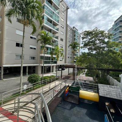Apartamentos com 117m², 4 quartos, 1 suíte, 1 garagem, no bairro Itacorubi em Florianópolis