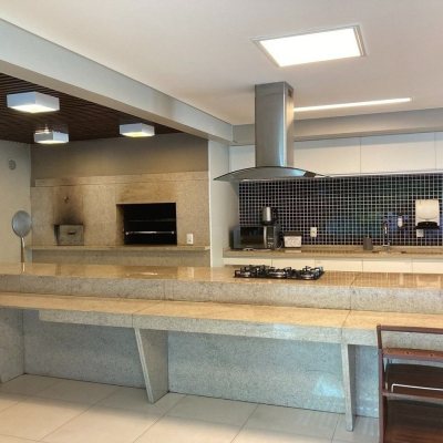 Apartamentos com 117m², 4 quartos, 1 suíte, 1 garagem, no bairro Itacorubi em Florianópolis