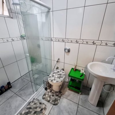 Apartamentos com 81m², 3 quartos, 1 suíte, 1 garagem, no bairro Capoeiras em Florianópolis