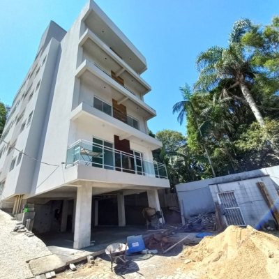 Apartamentos com 65m², 2 quartos, 1 suíte, 1 garagem, no bairro Ponta De Baixo em São José