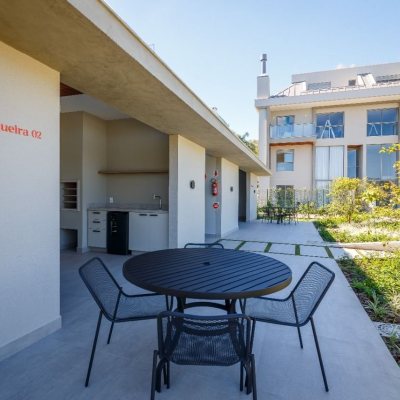 Apartamentos com 96m², 2 quartos, 2 suítes, 2 garagens, no bairro João Paulo em Florianópolis