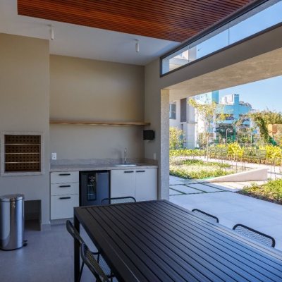 Apartamentos com 96m², 2 quartos, 2 suítes, 2 garagens, no bairro João Paulo em Florianópolis