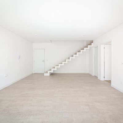 Apartamentos com 96m², 2 quartos, 2 suítes, 2 garagens, no bairro João Paulo em Florianópolis